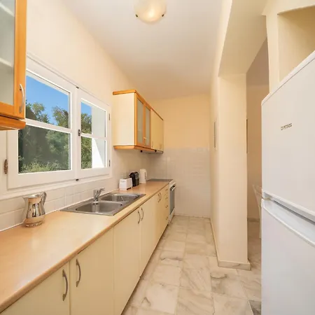 Вилла Garden House, Up To 8px 1km From Fiskardo