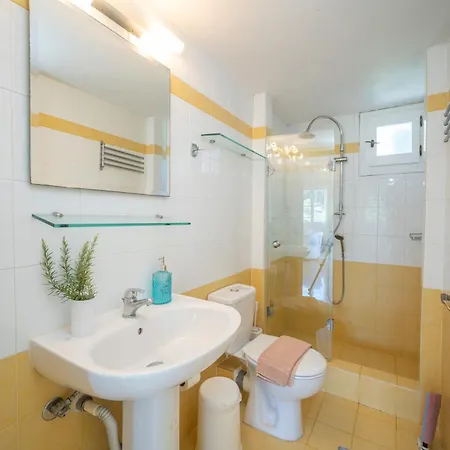 Вилла Garden House, Up To 8px 1km From Fiskardo Tselendata