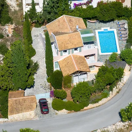 Вилла Garden House, Up To 8px 1km From Fiskardo